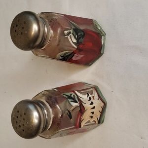 Rare find. Hand Painted Salt & Pepper Apple Design. Made in Taiwan.  Vintage.